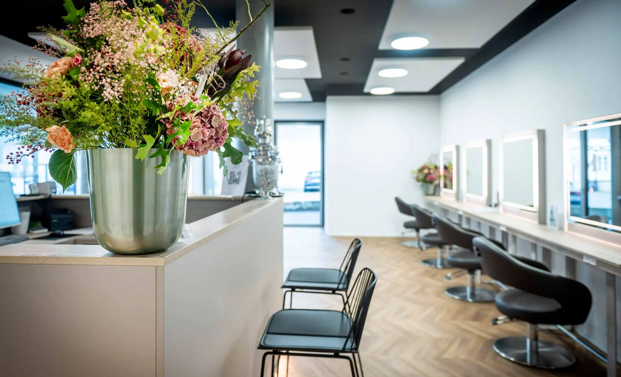Haarkunst Ribolla Salon Slider e1747654827137